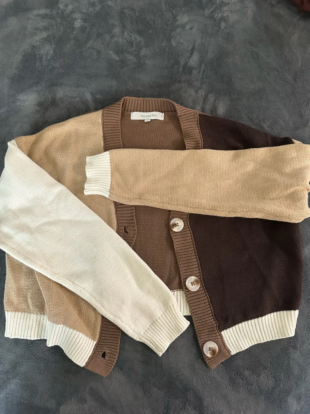 Color block cropped sweater